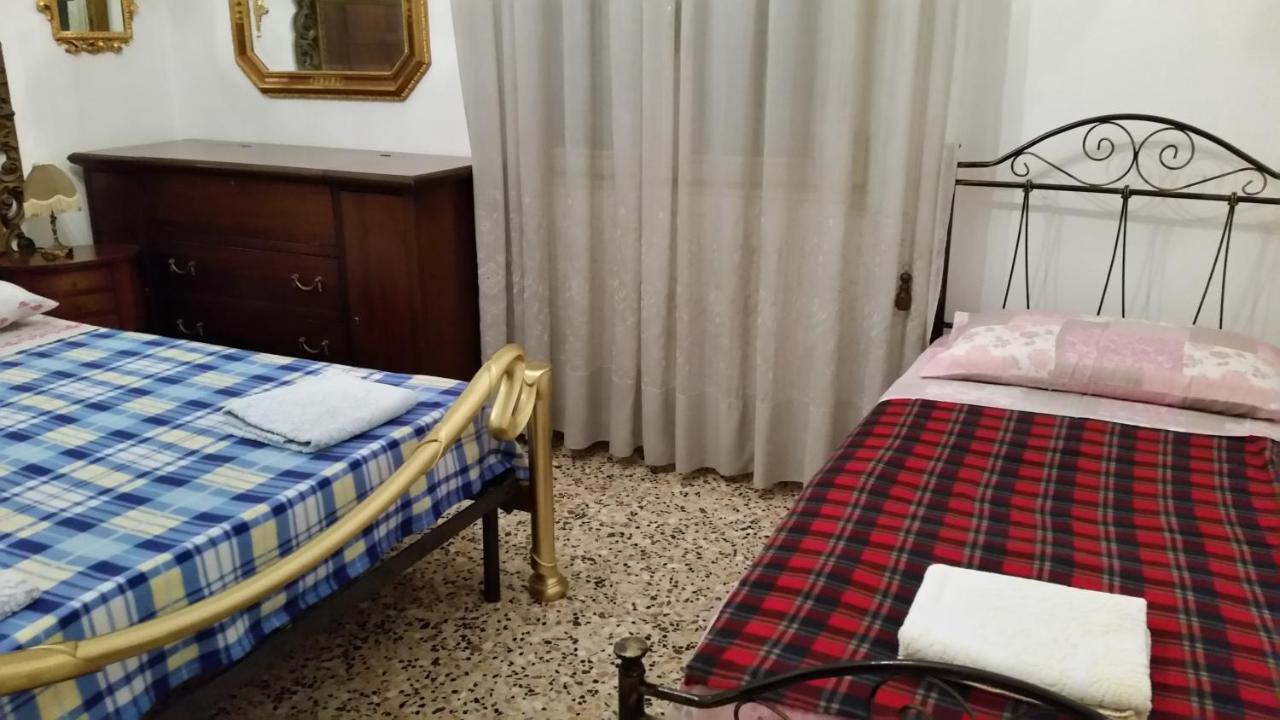 Bed and Breakfast Casa Gramsci Modena Zewnętrze zdjęcie